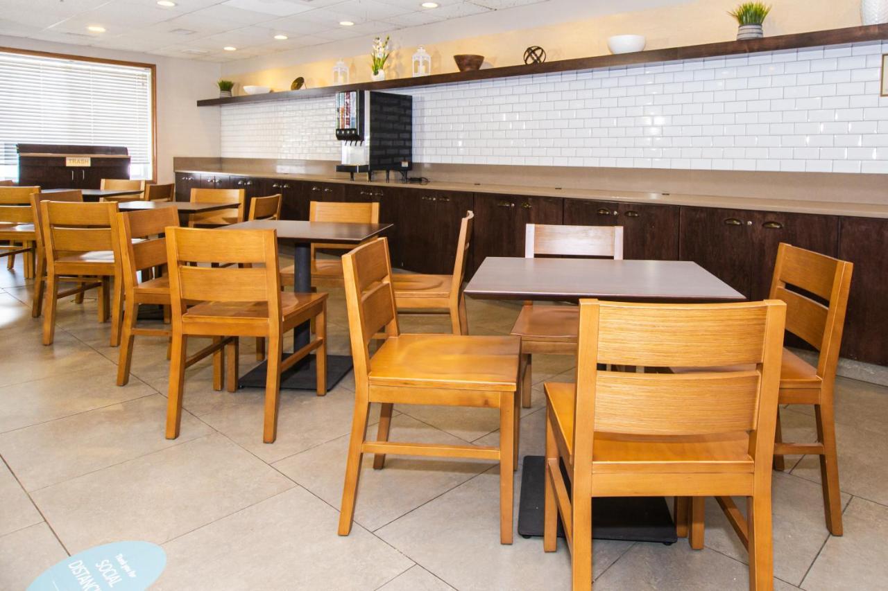 Country Inn & Suites By Radisson, Rapid City, Sd Экстерьер фото