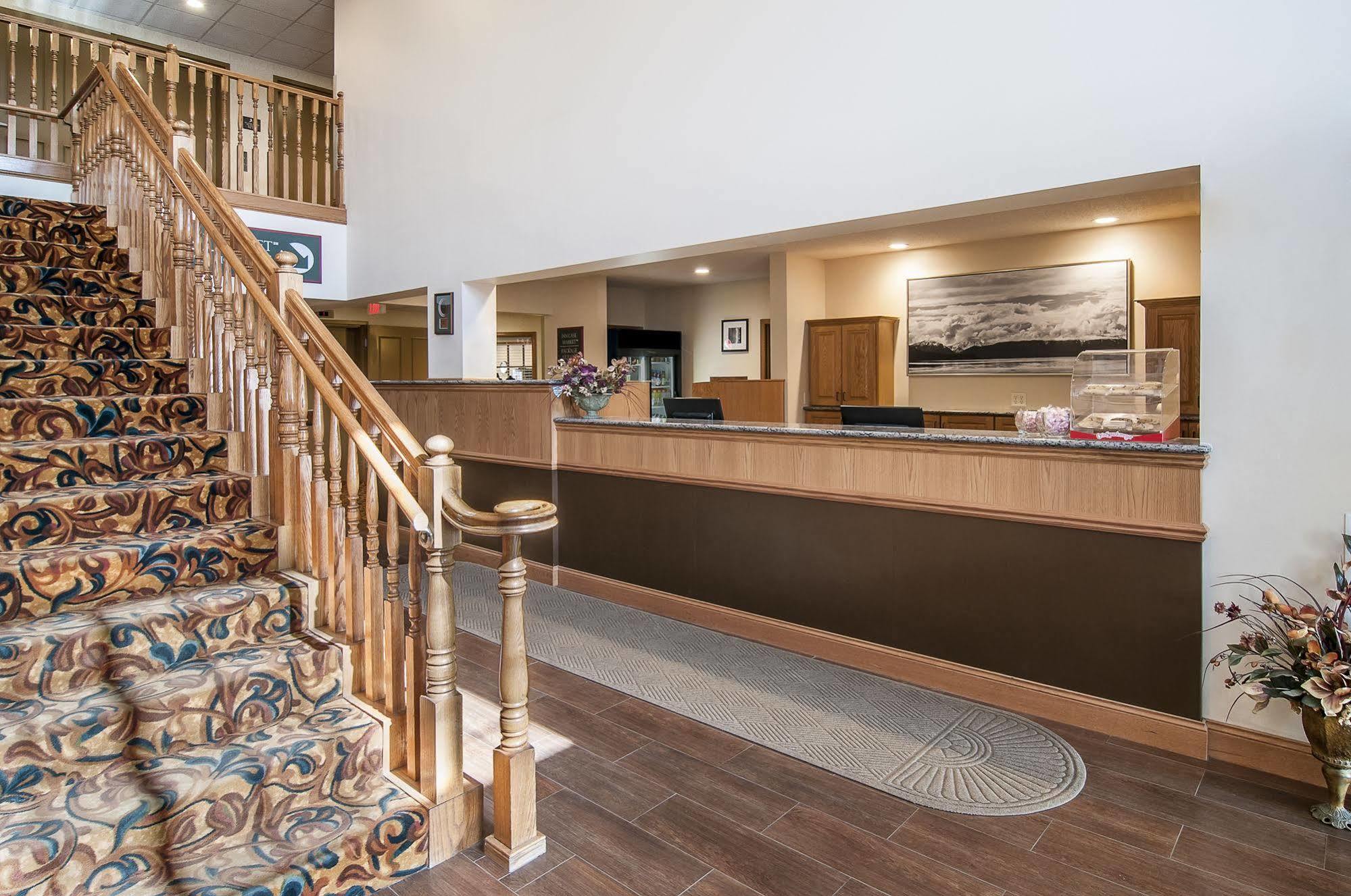 Country Inn & Suites By Radisson, Rapid City, Sd Экстерьер фото